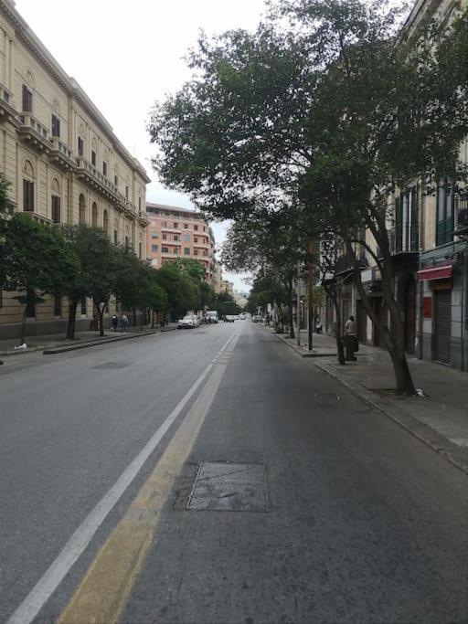 Casetta Dante 130 Palermo Luaran gambar