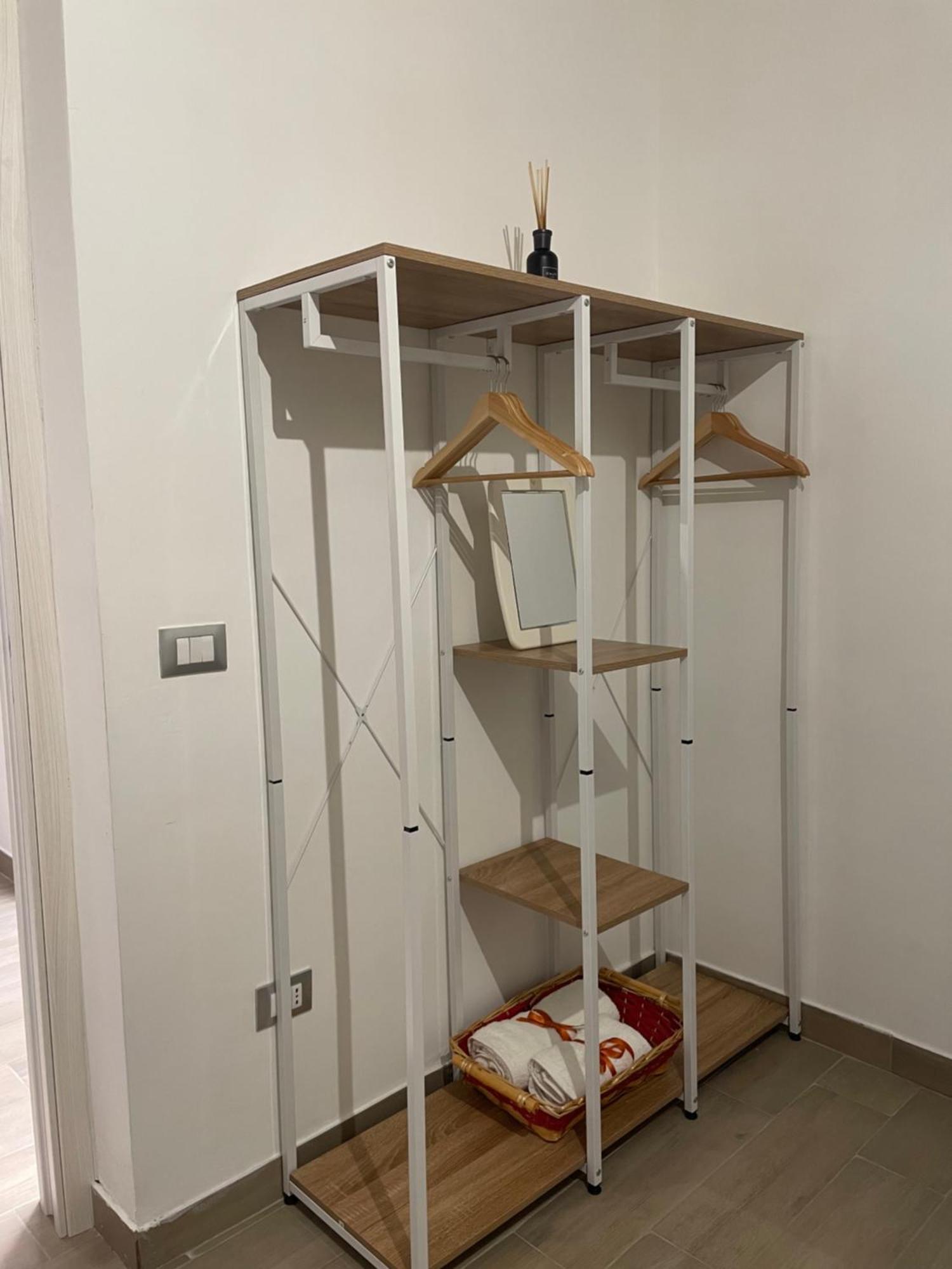 Casetta Dante 130 Palermo Luaran gambar